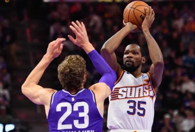 的第一人, 对阵丹 的第一人, 对阵丹