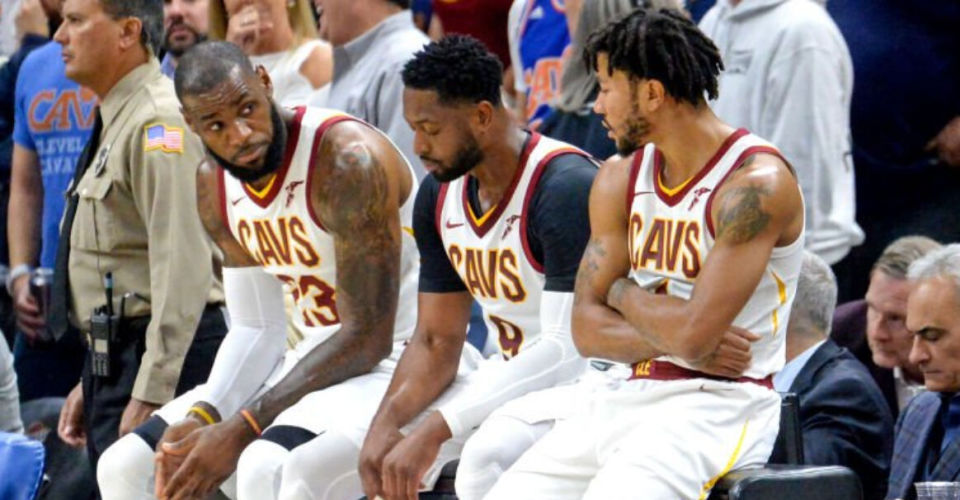 韦德场均仅, away